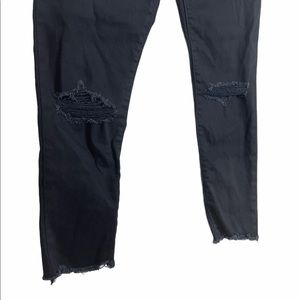 LIKE NEW LEVI’S Wedgie Distressed Skinny High-Waisted Jean 30 - reposh!